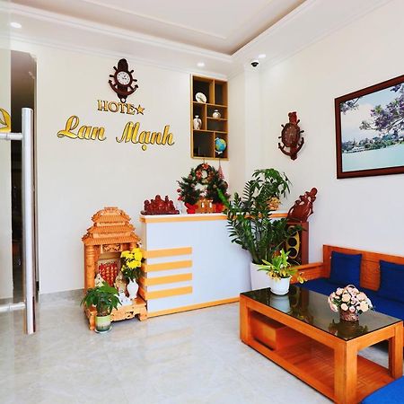 Lan Manh Hotel ダラット エクステリア 写真
