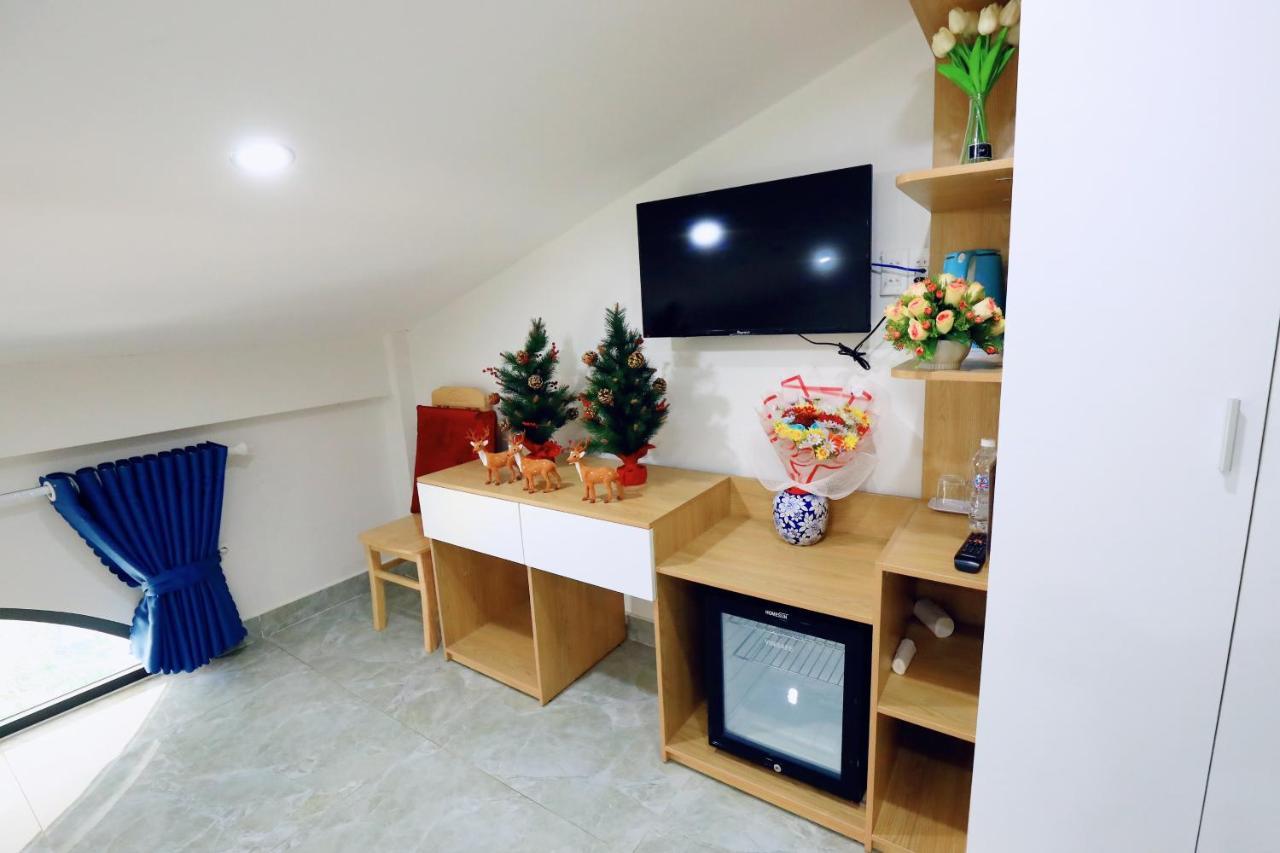 Lan Manh Hotel ダラット エクステリア 写真