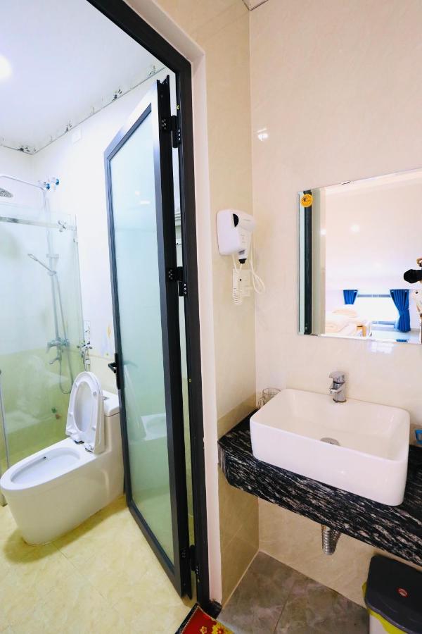 Lan Manh Hotel ダラット エクステリア 写真