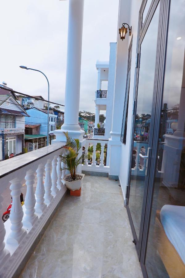 Lan Manh Hotel ダラット エクステリア 写真